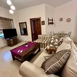Sunlit 2bd Maisonette With Private Entrance & Outdoor Backyard In Qawra * St. Paul's Bay