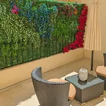 Sunlit 2bd Maisonette With Private Entrance & Outdoor Backyard In Qawra