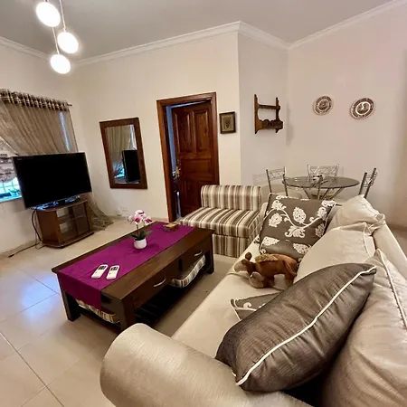 Sunlit 2bd Maisonette With Private Entrance & Outdoor Backyard In Qawra * 세인트폴스베이